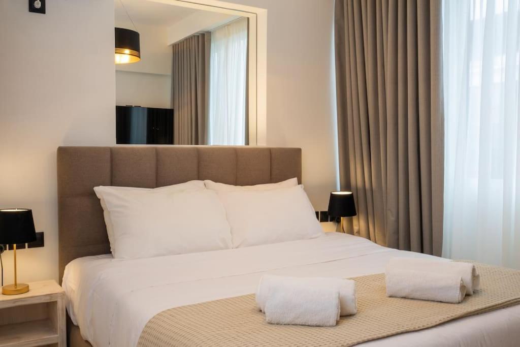 Dema Luxury Suites - Perikleous E6 Αθήνα Εξωτερικό φωτογραφία